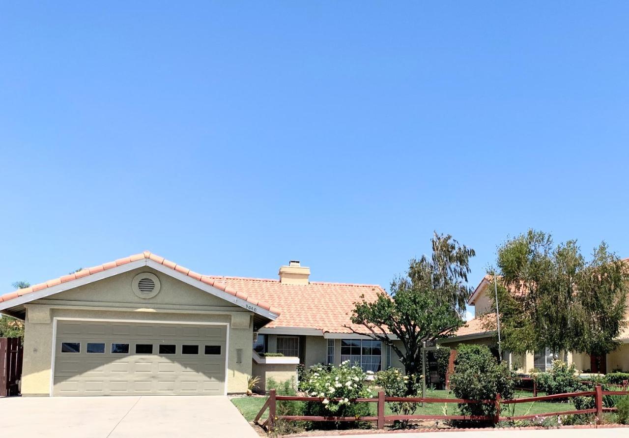 Vineyard Vista Suite With Tv And Private Bathroom Hemet Εξωτερικό φωτογραφία