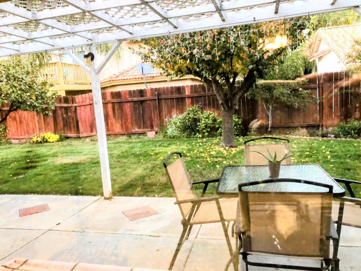 Vineyard Vista Suite With Tv And Private Bathroom Hemet Εξωτερικό φωτογραφία