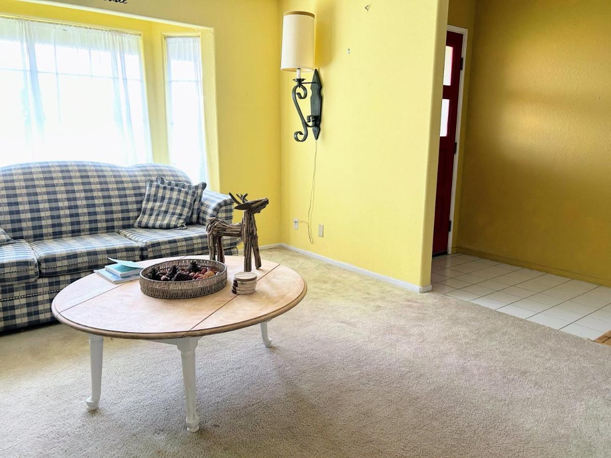 Vineyard Vista Suite With Tv And Private Bathroom Hemet Εξωτερικό φωτογραφία